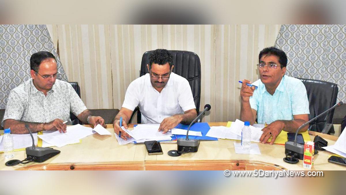 Om Prakash Bhagat, Rajouri, DDC Rajouri, District Development Commissioner Rajouri, Kashmir, Jammu And Kashmir, Jammu & Kashmir, District Administration Rajouri