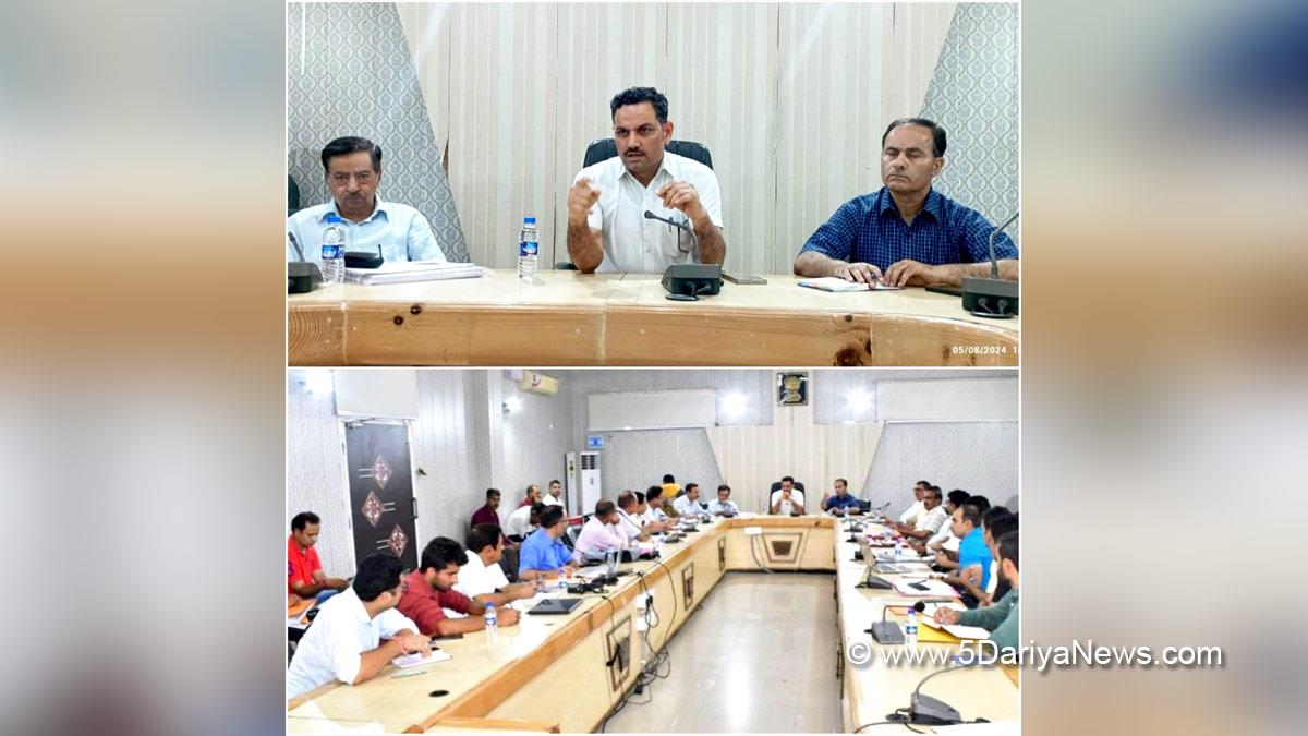 Om Prakash Bhagat, Rajouri, DDC Rajouri, District Development Commissioner Rajouri, Kashmir, Jammu And Kashmir, Jammu & Kashmir, District Administration Rajouri
