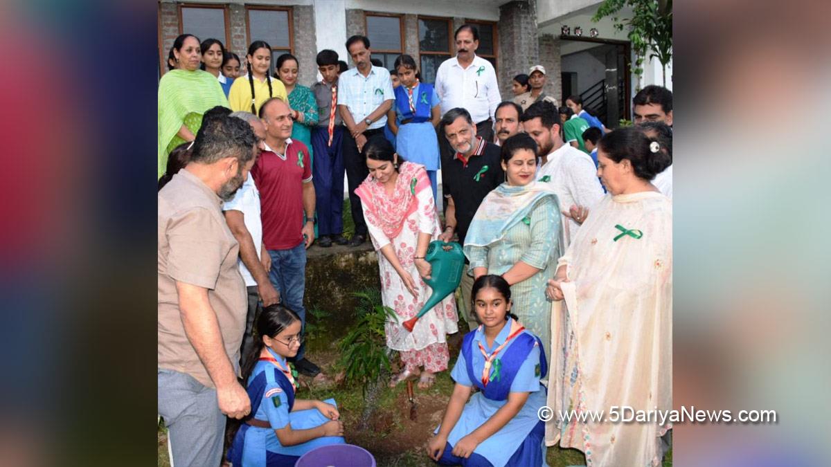 Saloni Rai, Udhampur, DDC Udhampur, District Development Commissioner Udhampur, Kashmir, Jammu And Kashmir, Jammu & Kashmir, District Administration Udhampur, Tree Plantation, Forest Plantation, Plantation forestry, Tree Planting, Tree Plantation Drive, Plants Sapling, Tree Plantation Drive 2024