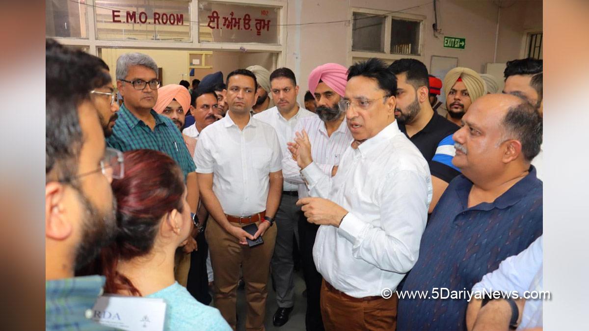 Dr. Ajay Gupta, Aam Aadmi Party, Aam Aadmi Party Punjab, AAP Punjab, Government of Punjab, Punjab Government, Ghanshyam Thori, DC Amritsar, Amritsar, Deputy Commissioner Amritsar