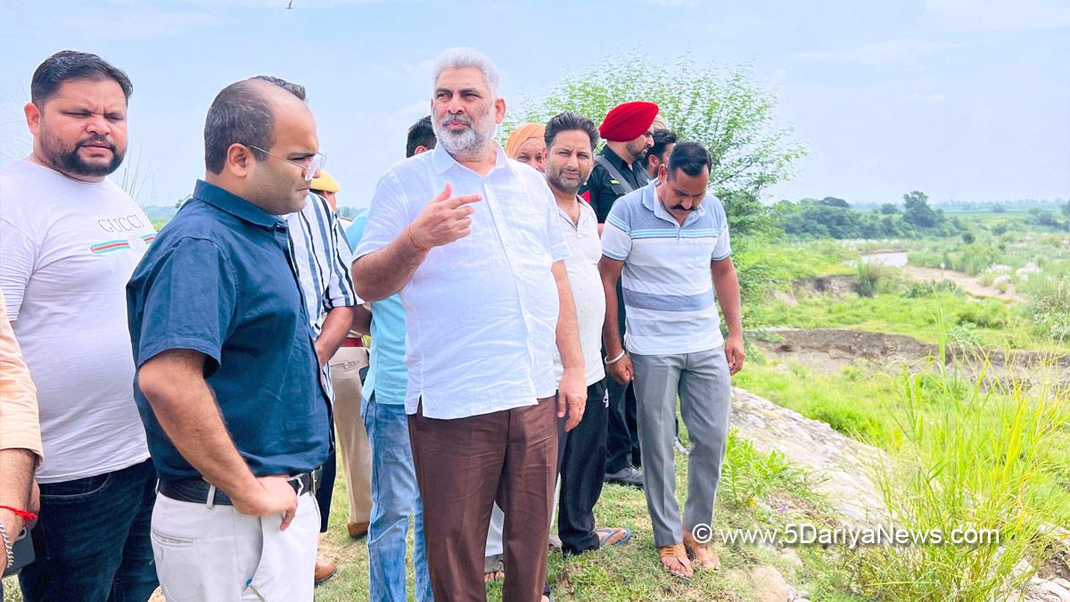 Lal Chand Kataruchak, AAP, Aam Aadmi Party, Aam Aadmi Party Punjab, AAP Punjab, Government of Punjab, Punjab Government, Aditya Uppal, DC Pathankot, Deputy Commissioner Pathankot, Pathankot