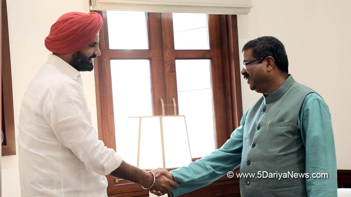 Amrinder Singh Raja Warring, Congress, Punjab Congress, Amarinder Singh Raja Warring, Dharmendra Pradhan