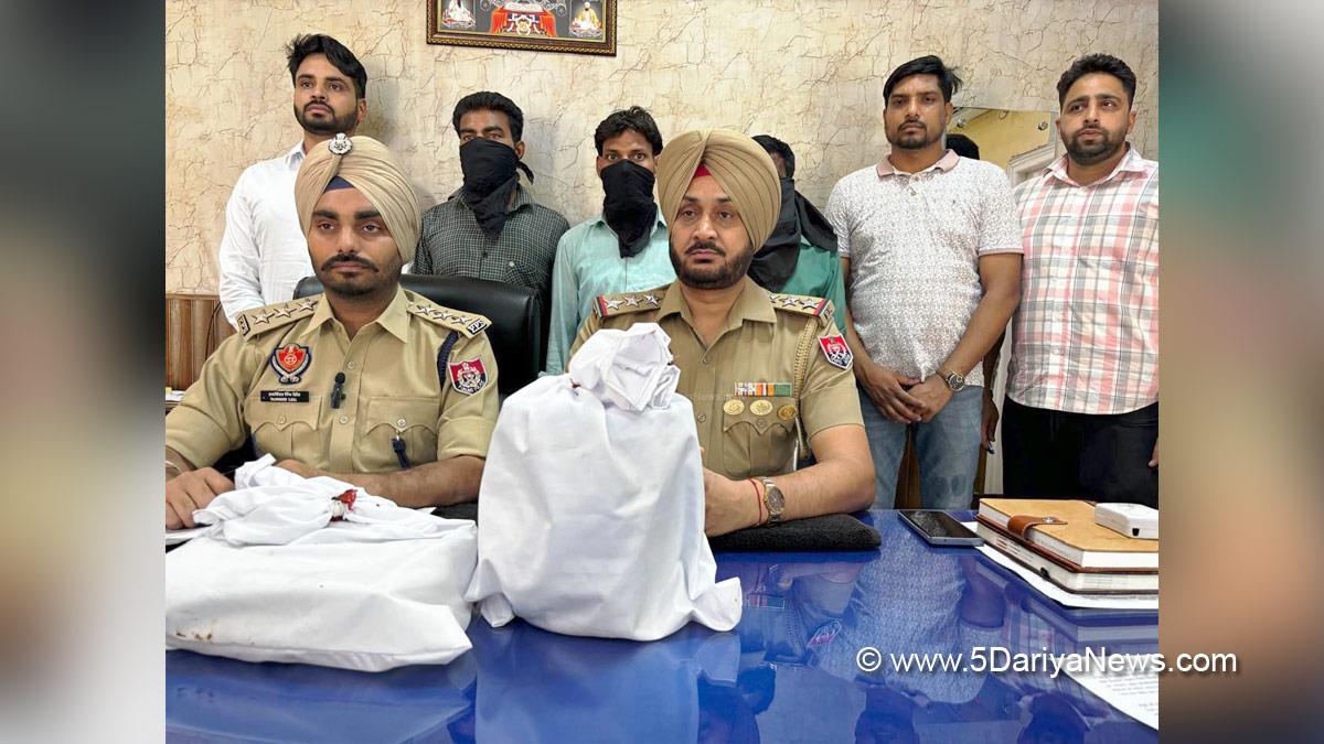 Crime News Punjab, Punjab Police, Police, Crime News, S.A.S. Nagar Police, Mohali Police