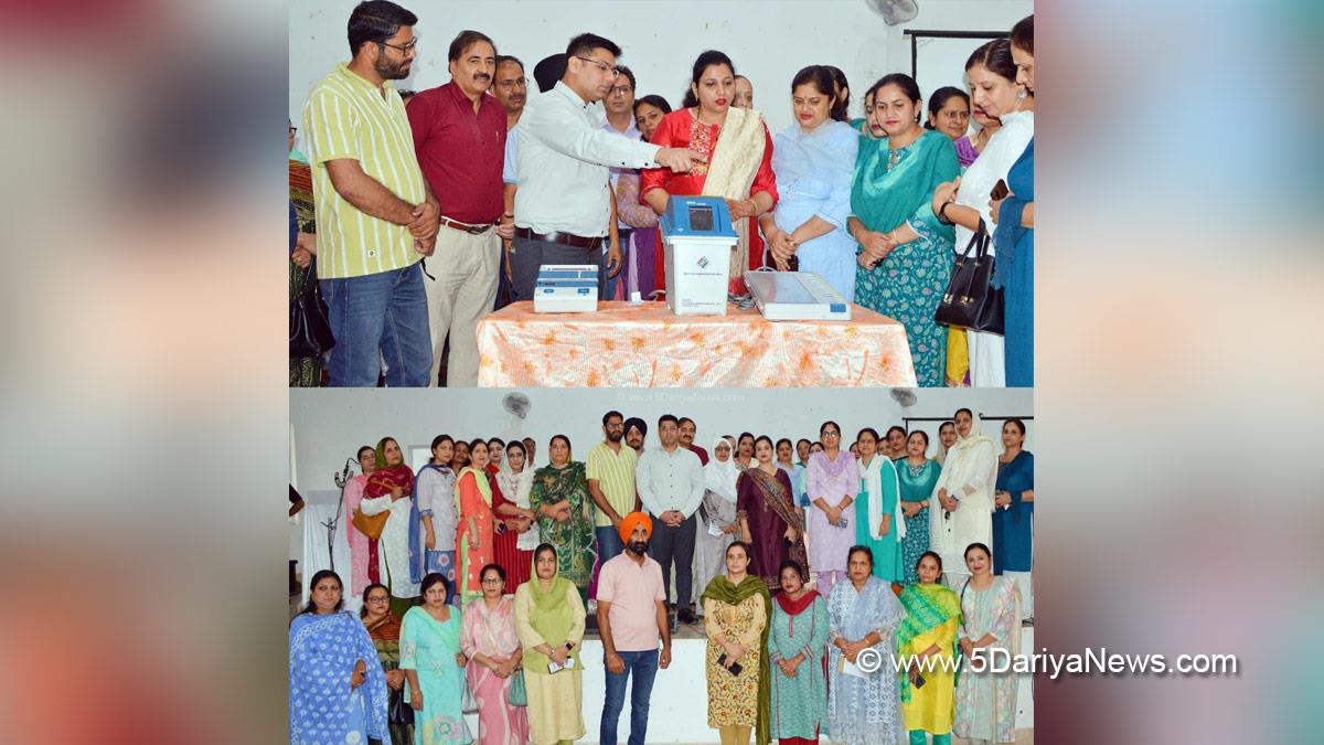 Vikas Kundal, Poonch, Deputy Commissioner Poonch, Kashmir, Jammu And Kashmir, Jammu & Kashmir, District Administration Poonch, J&K Assembly Elections 2024