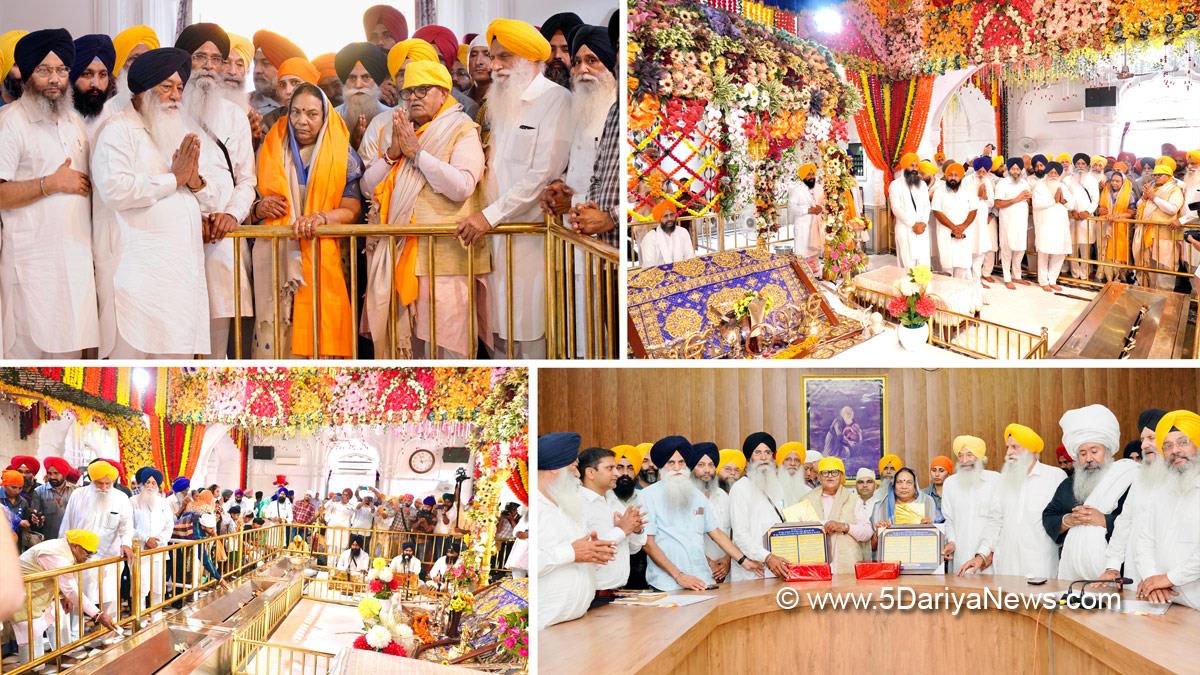 Gulab Chand Kataria, Governor of Punjab, Punjab Governor, Punjab Raj Bhavan, SGPC, Religious, Dharmik, Shiromani Gurdwara Parbandhak Committee,Harjinder Singh Dhami