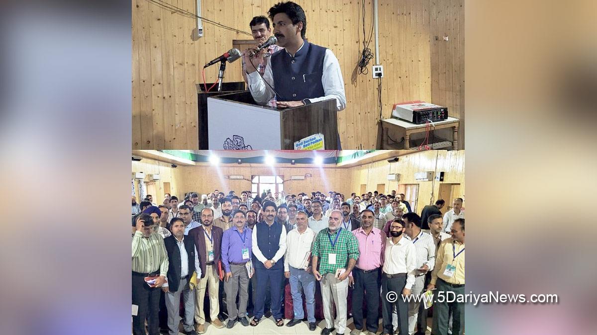 Syeed Fakhrudin Hamid, S F Hamid, Anantnag, DDC Anantnag, Deputy Commissioner, Kashmir, Jammu And Kashmir, Jammu & Kashmir, District Administration Anantnag