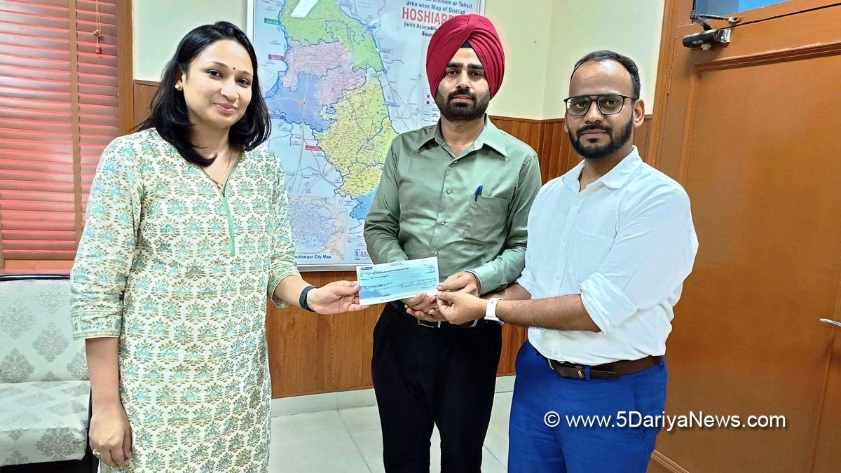 Komal Mittal, DC Hoshiarpur, Deputy Commissioner Hoshiarpur, Hoshiarpur