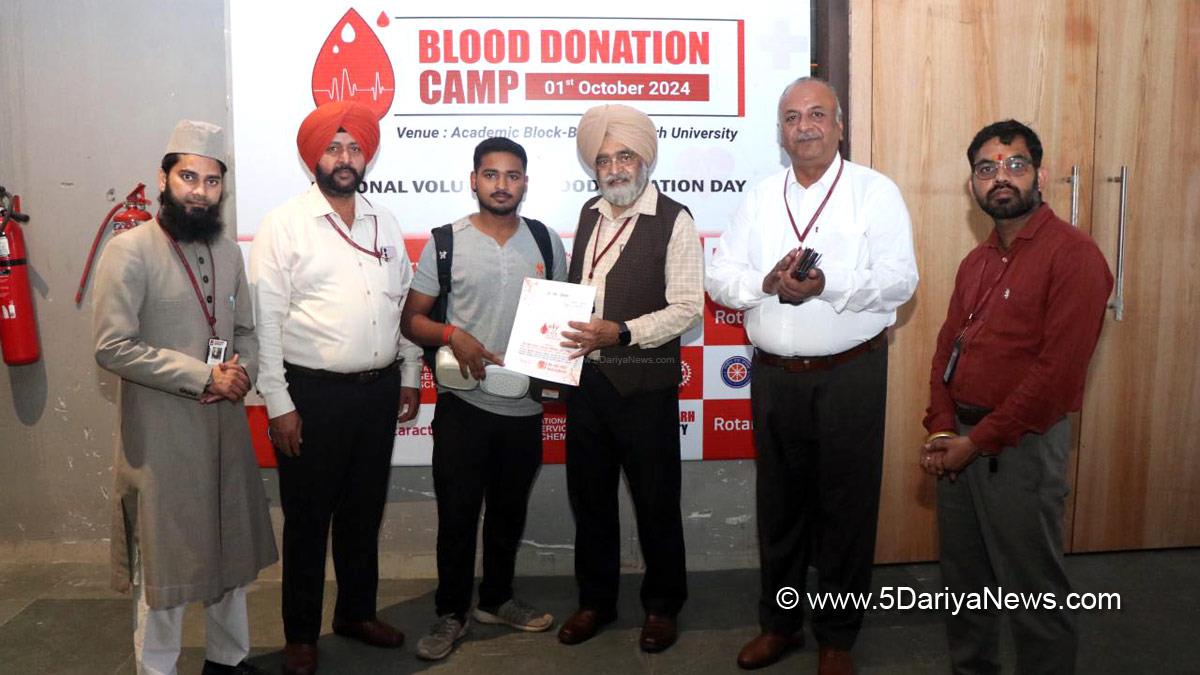Chandigarh University, Gharuan, Chandigarh University Gharuan, Chandigarh Group Of Colleges, Satnam Singh Sandhu, CGC Gharuan, Blood Camp,Blood Donation Camp 