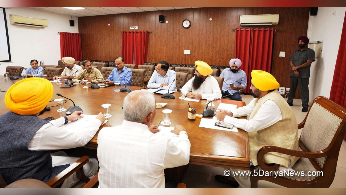 Bhagwant Mann, Bhagwant Singh Mann, AAP, Aam Aadmi Party, Aam Aadmi Party Punjab, AAP Punjab, Government of Punjab, Punjab Government, Punjab, Chief Minister Of Punjab, Gurmeet Singh Khudian,Barinder Kumar Goel,Tarunpreet Singh Sond