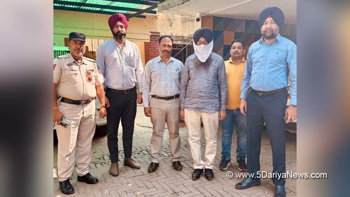 Vigilance Bureau, Crime News Punjab, Punjab Police, Police, Crime News, State Vigilance Bureau, Municipal Corporation Ludhiana, Punjab Vigilance Bureau