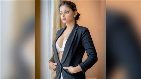 Sneha Paul Bio 