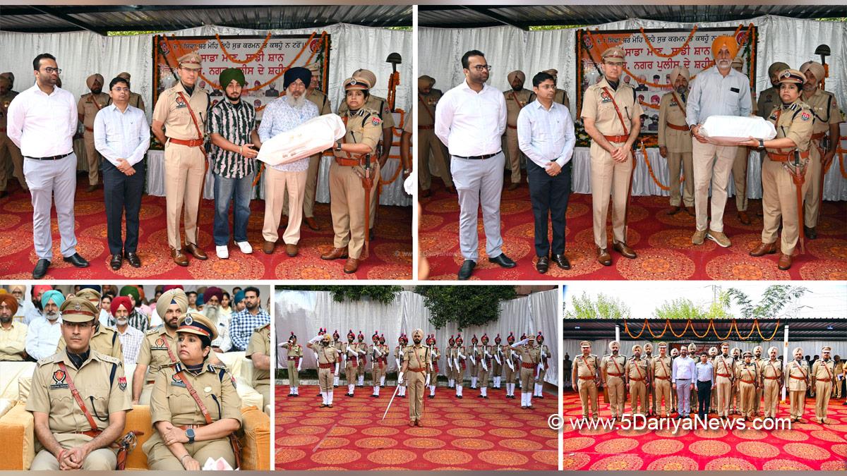 Nilambri Jagdale, DIG Ropar Range, Deepak Pareek, Viraj S Tidke, Police Commemoration Day, Punjab Police, Police, S.A.S Nagar Police, S.A.S Nagar