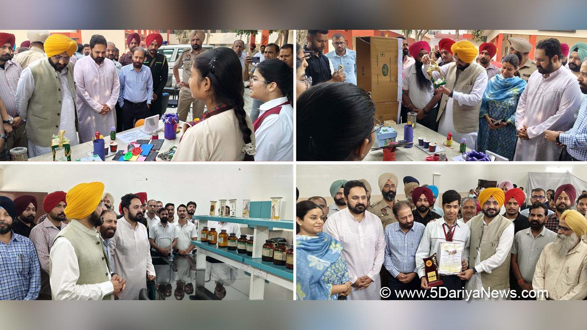 Tarunpreet Singh Sond, AAP, Aam Aadmi Party, Aam Aadmi Party Punjab, AAP Punjab, Government of Punjab, Punjab Government, Amloh, Fatehgarh Sahib, Mega Parent Teacher Meet, Mega PTM, School of Eminence  