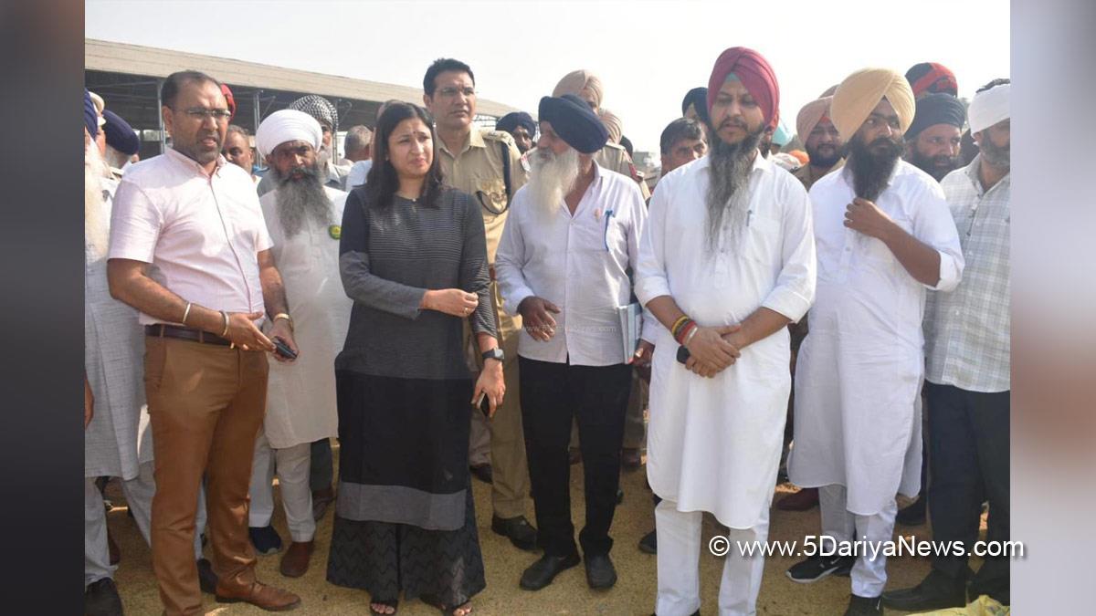 Komal Mittal, DC Hoshiarpur, Deputy Commissioner Hoshiarpur, Hoshiarpur, Karambir Singh Ghuman, Dasuya, AAP, Aam Aadmi Party, Aam Aadmi Party Punjab, AAP Punjab