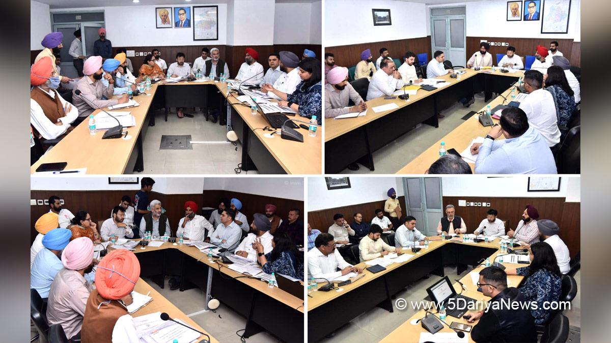 Dr. Ravjot Singh, Dr. Balbir Singh, Patiala, AAP, Aam Aadmi Party, Aam Aadmi Party Punjab, AAP Punjab, Dr. S.S Ahluwalia, Dr. Sunny Singh Ahluwalia, Sunny Singh Ahluwalia, Lal Chand Kataruchak, Gurdev Singh Mann, Gurlal Ghanour, Ajit Pal Singh Kohli, Dr. Charanjit Singh, Inderjit Kaur Mann, Raman Arora, Jeevan Jot Kaur, Dalbir Singh Tong