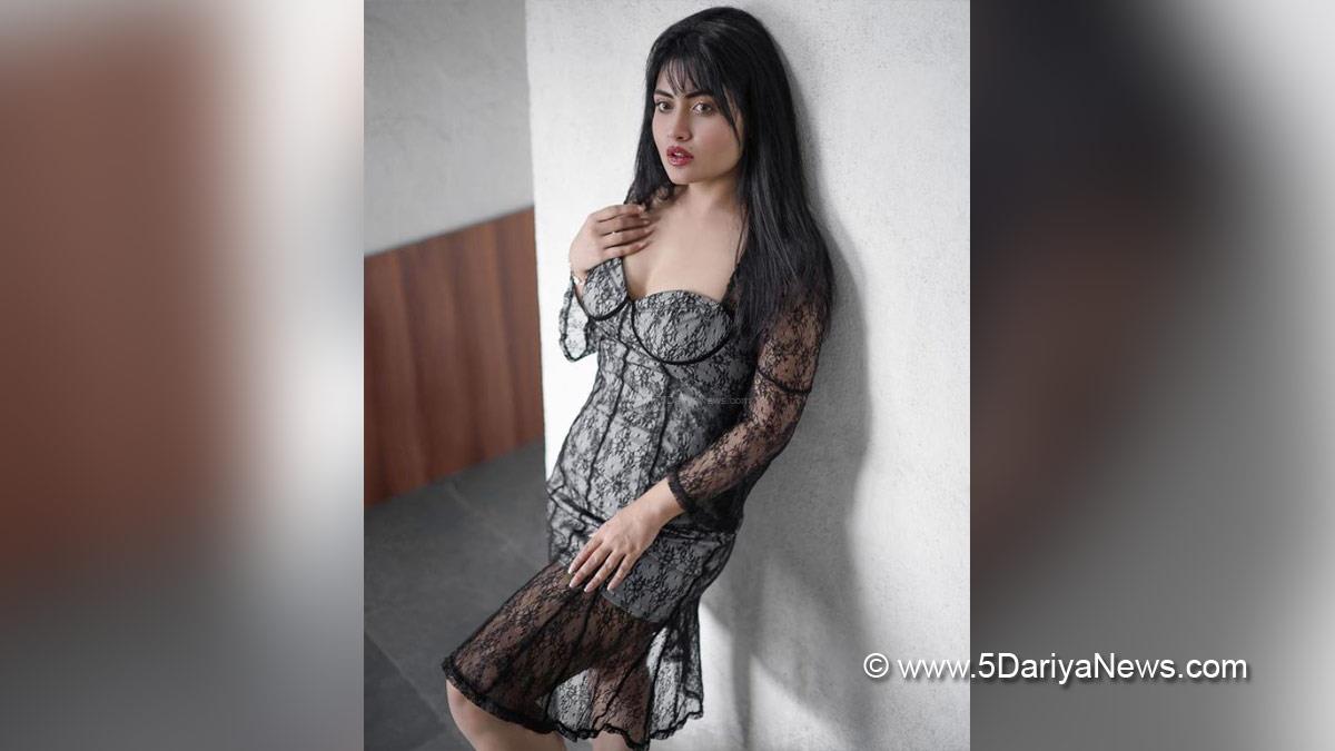 Manvi Chugh Bio