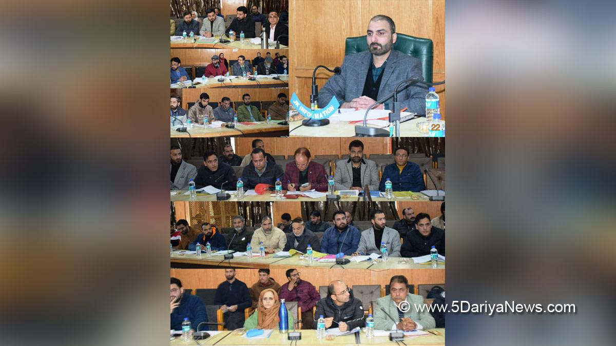 Dr Basharat Qayoom, Dr. Basharat Qayoom, Pulwama, Deputy Commissioner Pulwama, Kashmir, Jammu And Kashmir, Jammu & Kashmir, District Administration Pulwama