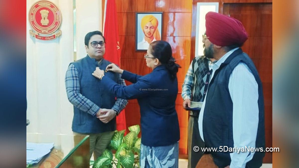 Vishesh Sarangal, DC Moga, Deputy Commissioner Moga, Moga, Armed Forces Flag Day