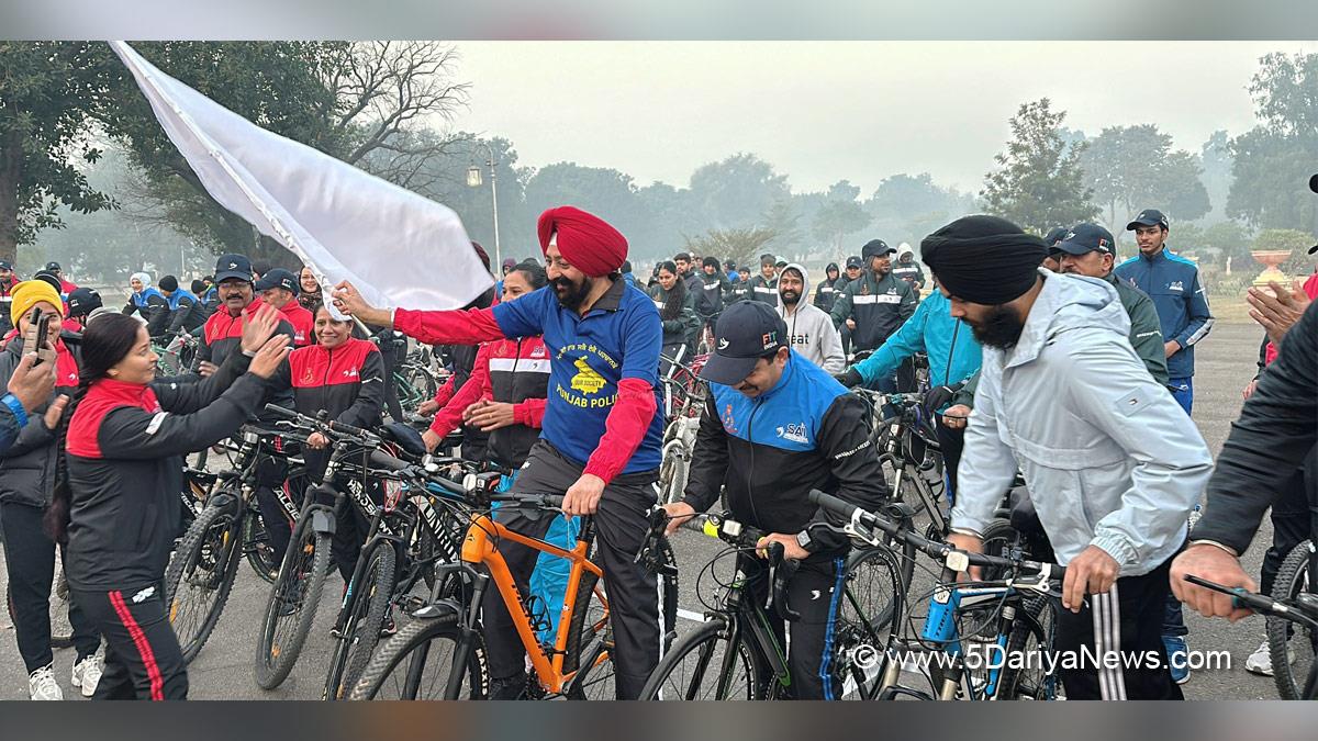 Mandeep Singh Sidhu, DIG Patiala Range, Police, Punjab Police, Patiala, Fit India Cycling