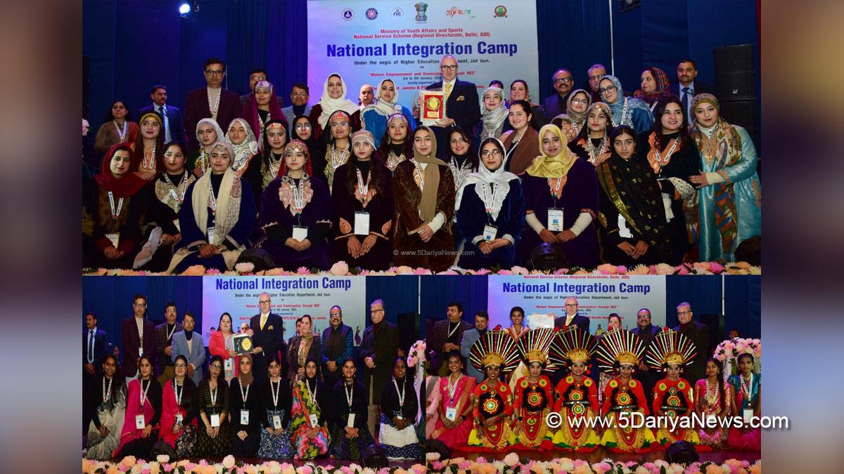 Omar Abdullah, Chief Minister of J&K, Jammu and Kashmir National Conference, National Conference, Srinagar, Kashmir, Jammu And Kashmir, Jammu & Kashmir, National Integration Camp, National Service Scheme, NSS, Padma Shri Padma Sachdev, PSPS