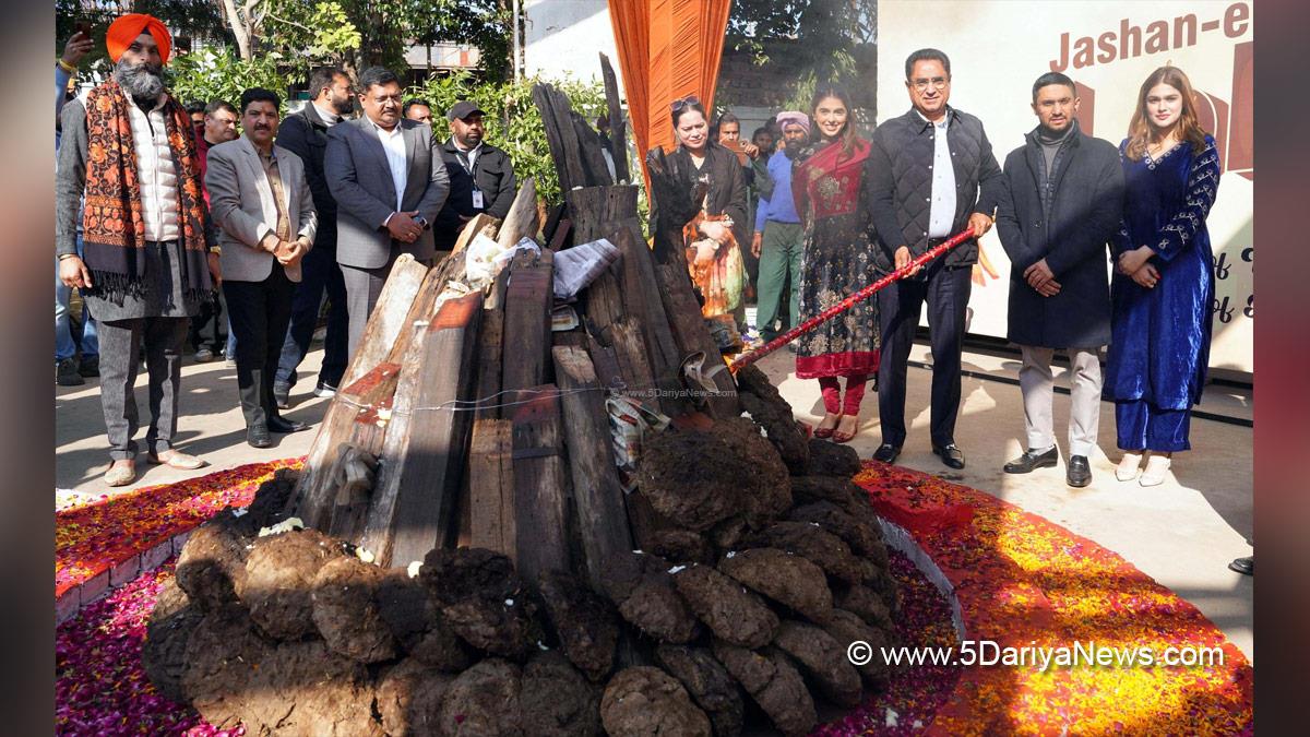 CGC Jhanjeri, Chandigarh Group Of Colleges, Satnam Singh Sandhu, Rashpal Singh Dhaliwal, Jhanjeri, CGC Jhanjeri Campus, Lohri