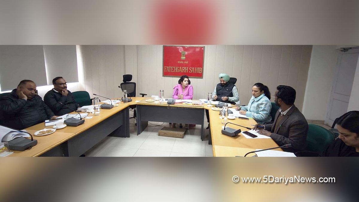 Dr. Sona Thind, DC Fatehgarh Sahib, Fatehgarh Sahib, Deputy Commissioner Fatehgarh Sahib 