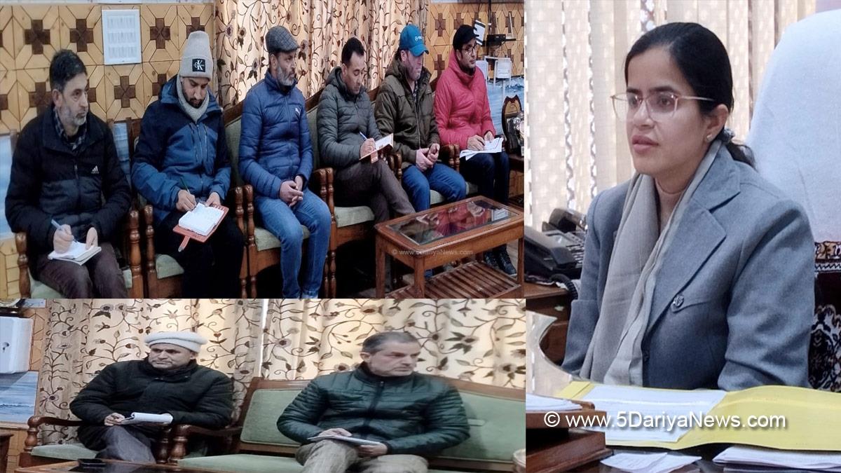 Ayushi Sudan, Kupwara, Deputy Commissioner Kupwara, Kashmir, Jammu And Kashmir, Jammu & Kashmir, District Administration Kupwara, National Voters Day, NVD, District Election Officer, DEO