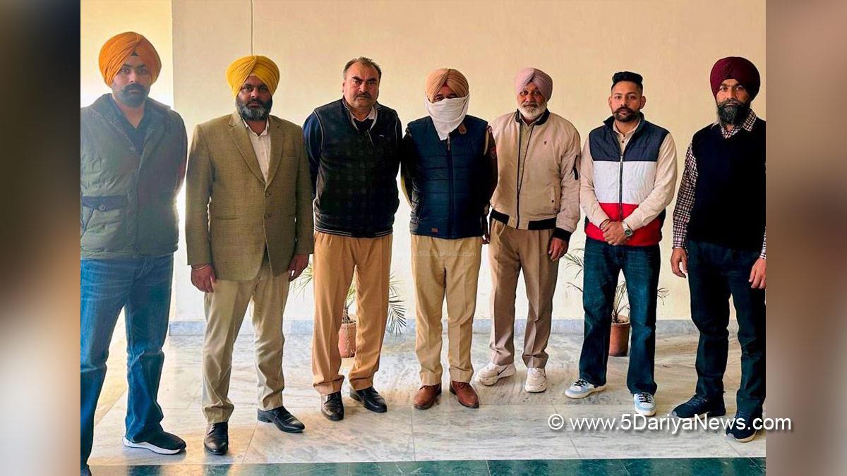 Vigilance Bureau, Crime News Punjab, Punjab Police, Police, Crime News, Batala Police, Batala