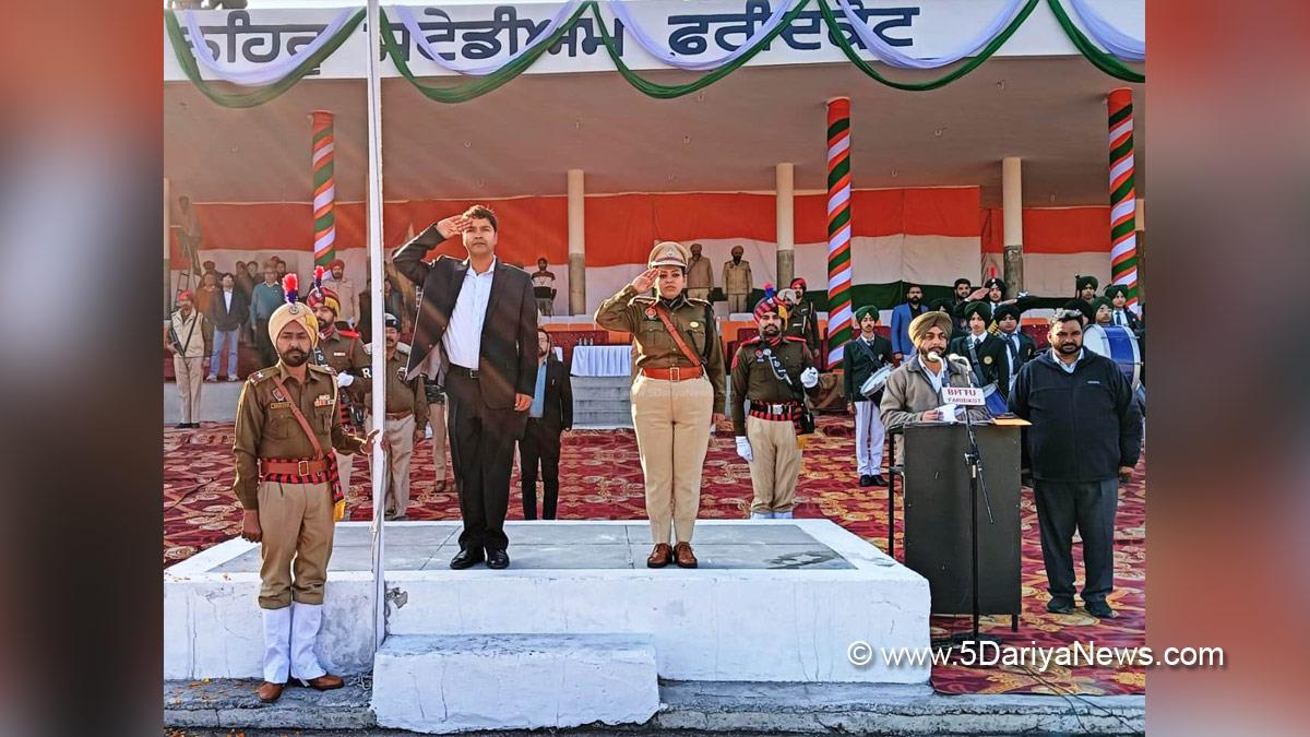 Vineet Kumar, DC Faridkot, Deputy Commissioner Faridkot, Faridkot, 76th Republic Day,Republic Day 2025,Republic Day of India,Republic Day Parade 2025