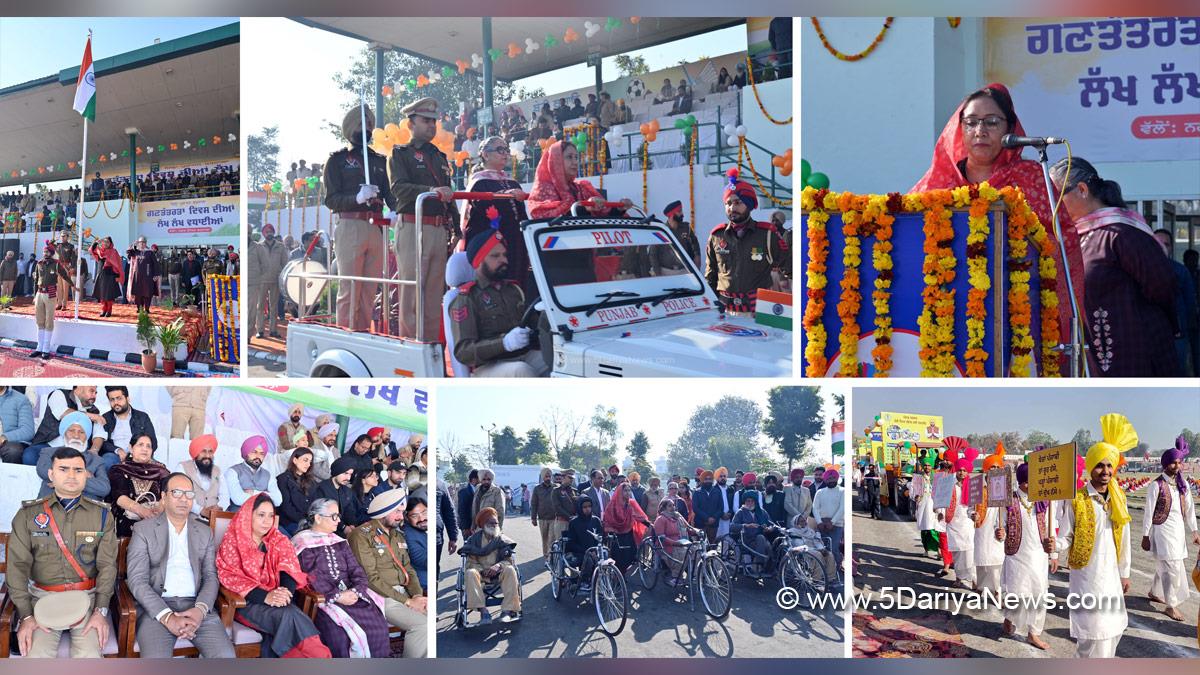 Dr. Baljit Kaur, AAP, Aam Aadmi Party, Aam Aadmi Party Punjab, AAP Punjab, Government of Punjab, Punjab Government, PoonamDeep Kaur, DC Barnala, Deputy Commissioner Barnala, Barnala, 76th Republic Day,Republic Day of India, Republic Day 2025, Republic Day Parade 2025, National flag