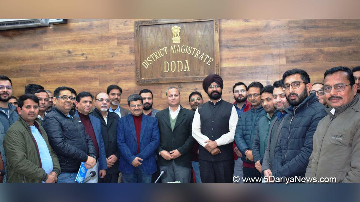 Harvinder Singh, Doda, Deputy Commissioner Doda, Kashmir, Jammu And Kashmir, Jammu & Kashmir, District Administration Doda, Additional District Development Commissioner, ADDC, Pran Singh