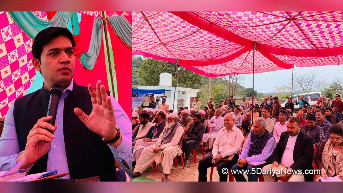 Rakesh Minhas, Dr Rakesh Minhas, Kathua, DDC Kathua, District Development Commissioner Kathua, Kashmir, Jammu And Kashmir, Jammu, District Administration Kathua, Block Diwas, Jan Abhiyan Camp, Jan Abhiyan, Jan Sunvayi, Jan Abhiyan, Jan Adhikar, Awami Muhim, Jan Abhiyan Program, Mega Block Diwas, Weekly Block Diwas