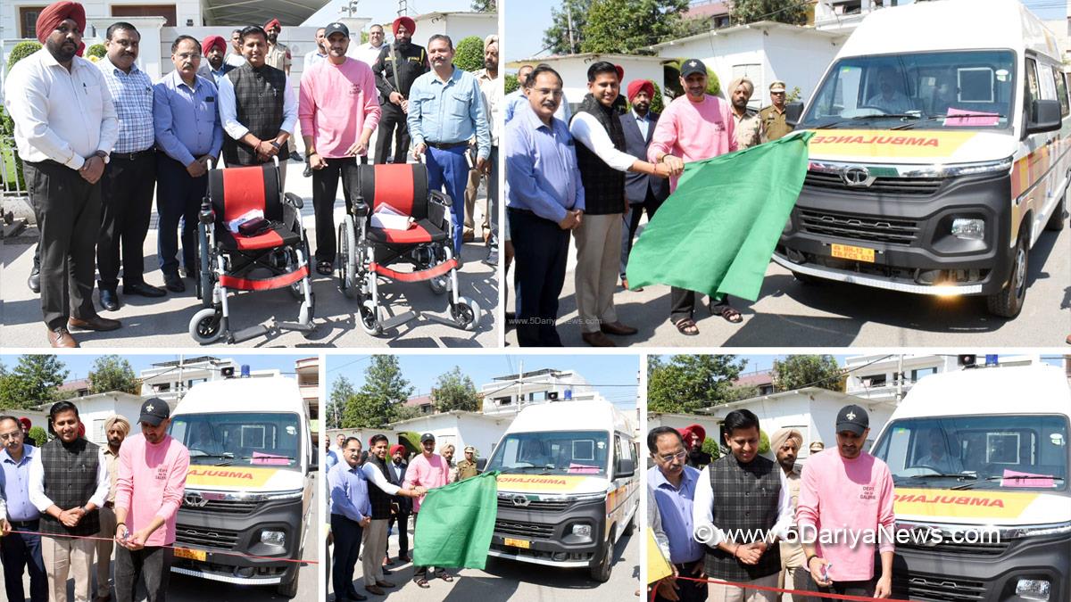 Himanshu Aggarwal, Dr. Himanshu Aggarwal, DC Jalandhar, Jalandhar, Deputy Commissioner Jalandhar, Harbhajan Singh