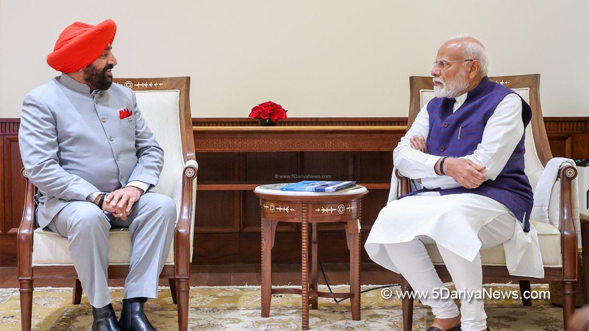 Narendra Modi, Modi, BJP, Bharatiya Janata Party, Prime Minister of India, Prime Minister, Narendra Damodardas Modi, Governor of Uttarakhand, Gurmit Singh