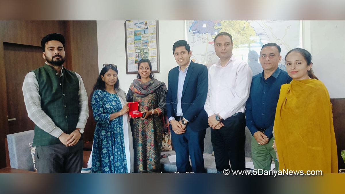 Aashika Jain, DC Hoshiarpur, Deputy Commissioner Hoshiarpur, Hoshiarpur, Bhawna Garg,Deputy Director General  