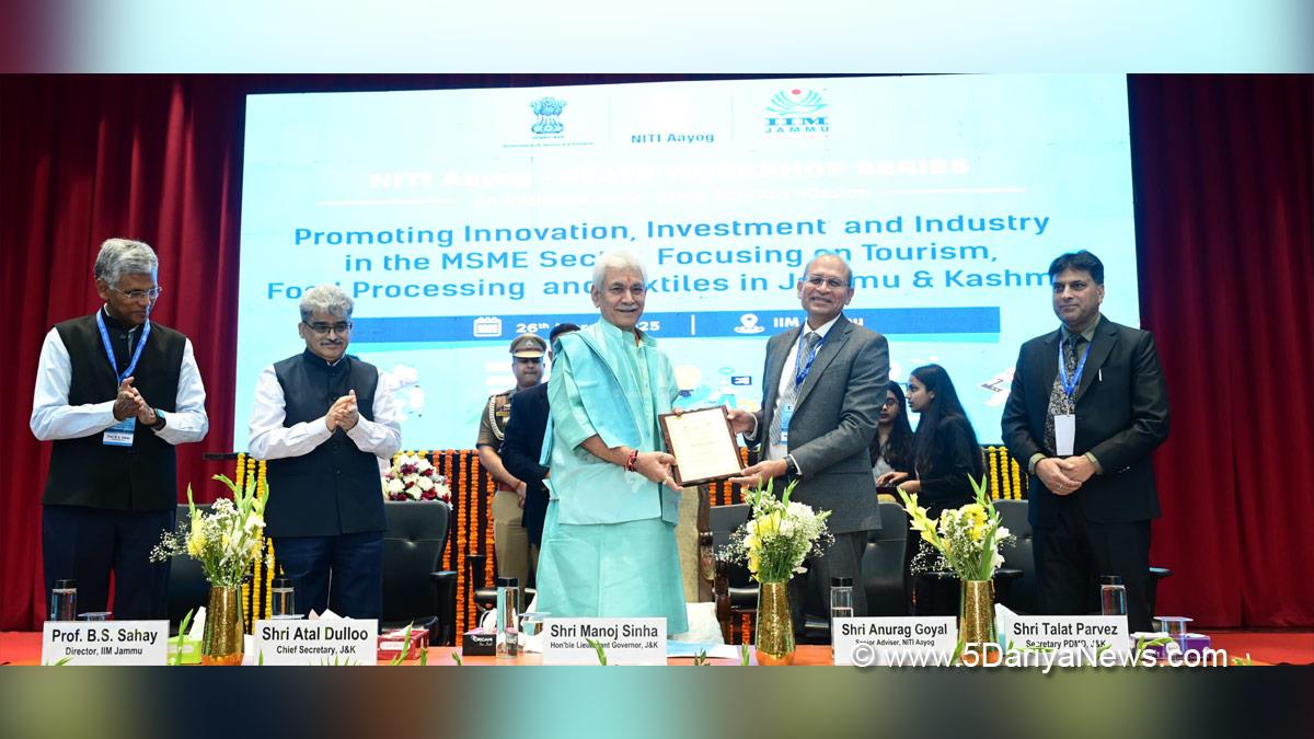 Manoj Sinha, Lieutenant Governor JK, Raj Bhavan, Jammu, Srinagar, Kashmir, Jammu And Kashmir, IIM Jammu, Atal Dulloo