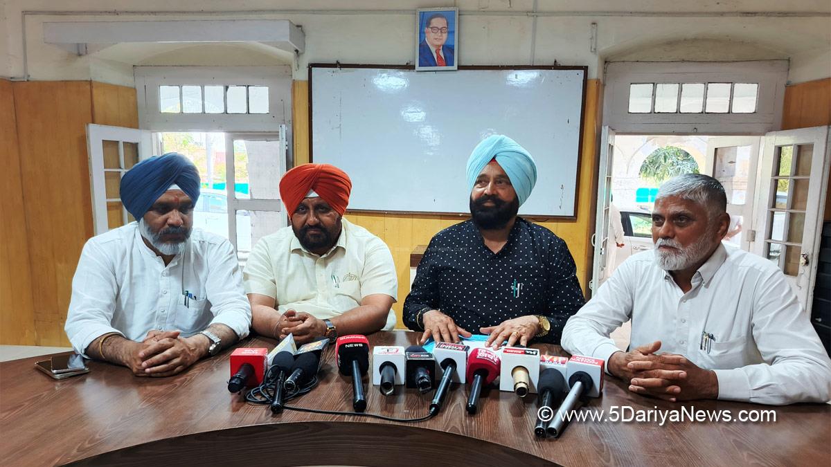 Fauja Singh Sarari, AAP, Aam Aadmi Party, Aam Aadmi Party Punjab, AAP Punjab,Ranbir Singh Bhullar,Rajneesh Kumar Dahiya, Naresh Kataria, Ferozepur