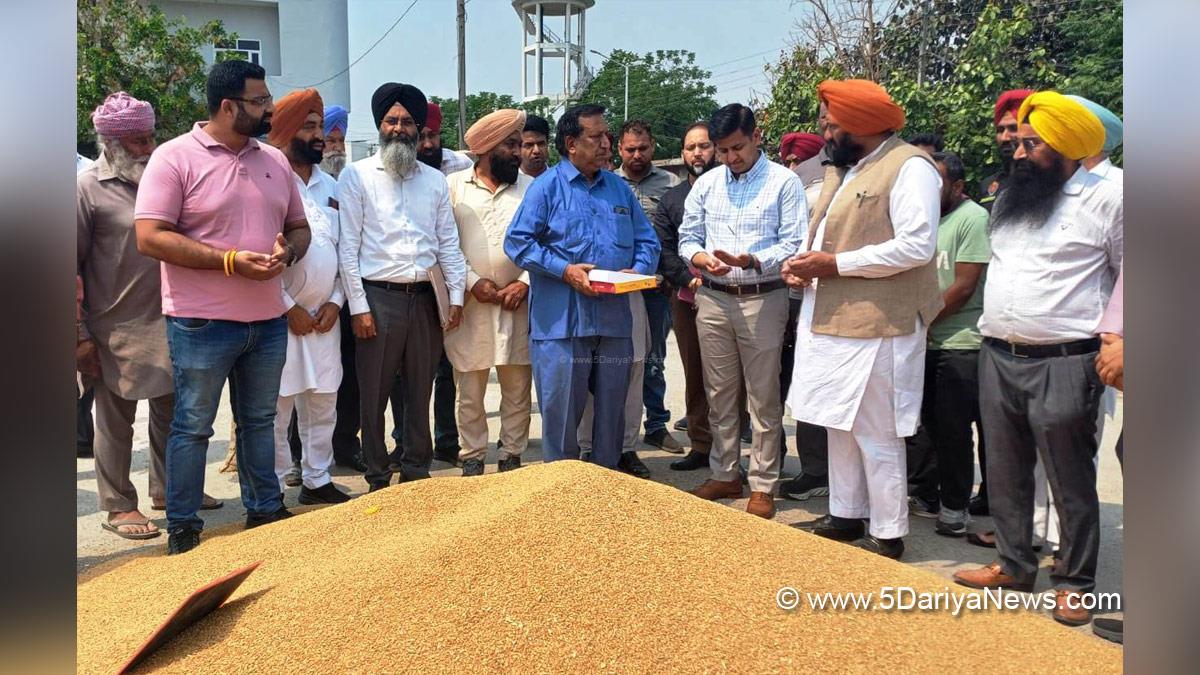 Balkar Singh, AAP, Aam Aadmi Party, Aam Aadmi Party Punjab, AAP Punjab, Himanshu Aggarwal, DC Jalandhar, Jalandhar, Deputy Commissioner Jalandhar