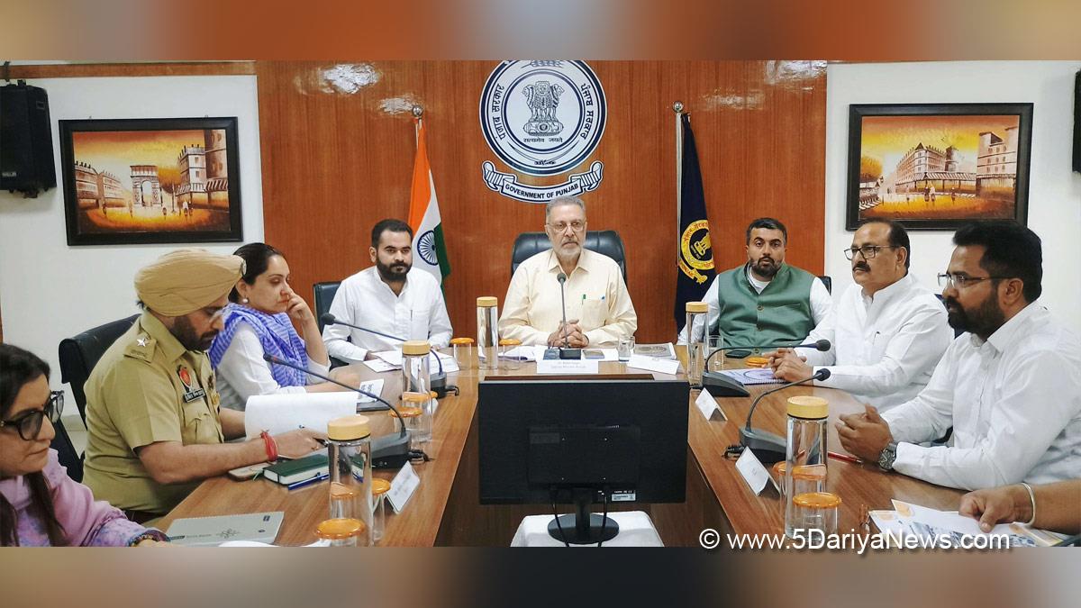 Dr Balbir Singh, AAP, Aam Aadmi Party, Aam Aadmi Party Punjab, AAP Punjab, Government of Punjab, Punjab Government, Jagdeep Kamboj Goldy, Narinder Pal Singh Sawna, Amarpreet Kaur Sandhu, DC Fazilka, Fazilka, Deputy Commissioner Fazilka