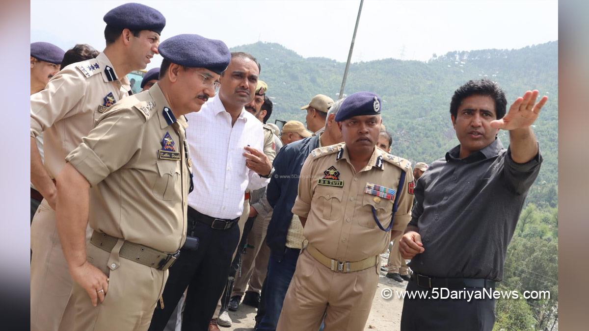 Ramesh Kumar, Jammu, DDC Jammu, Divisional Commissioner Jammu, Kashmir, Jammu And Kashmir, District Administration Jammu, IGP Jammu, Bhim Sen Tuti, Baseer ul Haq Chowdary, Ramban, Deputy Commissioner Ramban