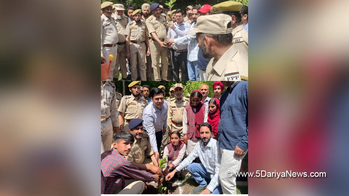 Vikas Kundal, Poonch, Deputy Commissioner Poonch, Kashmir, Jammu And Kashmir, Jammu, District Administration Poonch, Earth Day