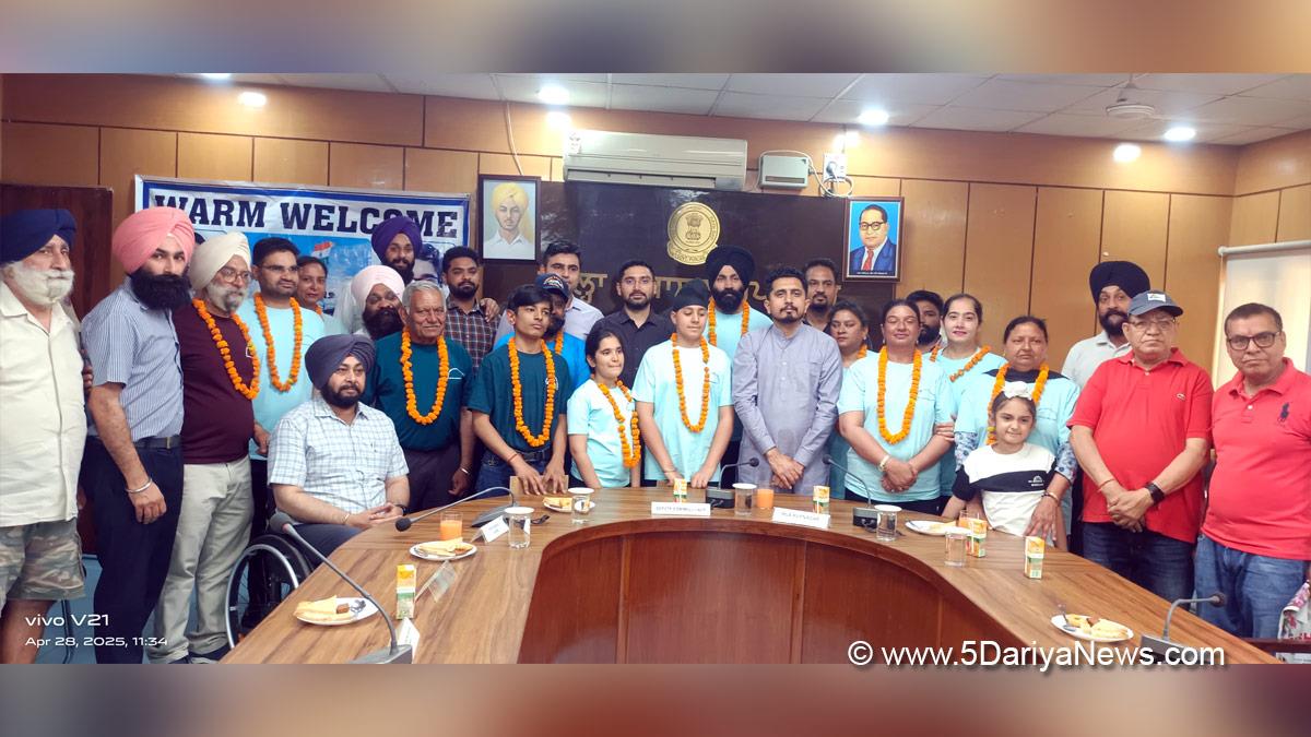 Dinesh Chadha, AAP, Aam Aadmi Party, Aam Aadmi Party Punjab, AAP Punjab, Ropar, Rupnagar, Varjeet Walia, DC Ropar, Deputy Commissioner Ropar, Rupnagar, Ropar    