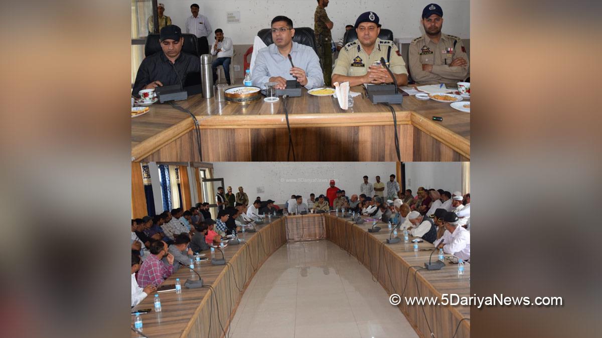 Vikas Kundal, Poonch, Deputy Commissioner Poonch, Kashmir, Jammu And Kashmir, Jammu, District Administration Poonch, Senior Superintendent of Police, Shafakat Hussai