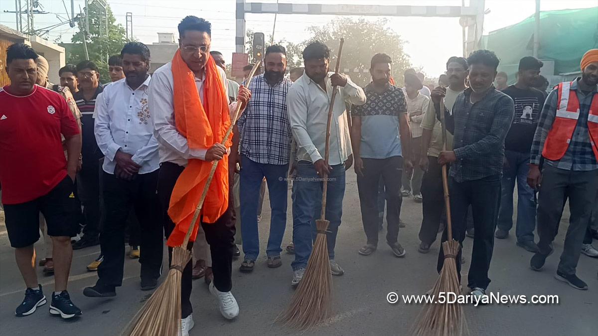 Dr Ajay Gupta, Amritsar, AAP, Aam Aadmi Party, Aam Aadmi Party Punjab, AAP Punjab
