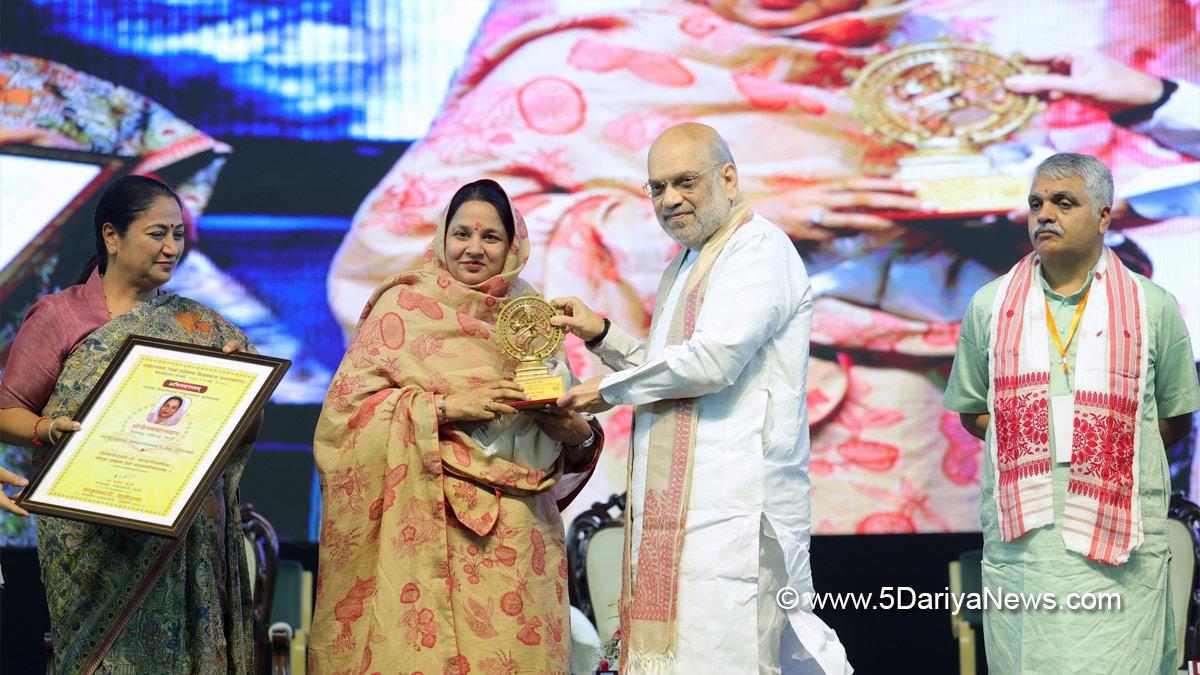 Amit Shah, Union Home Minister, BJP, Bharatiya Janata Party, Rekha Gupta, Delhi Chief Minister, Chief Minister of Delhi, 1008 Sanskrit Sambhashan Shivirs