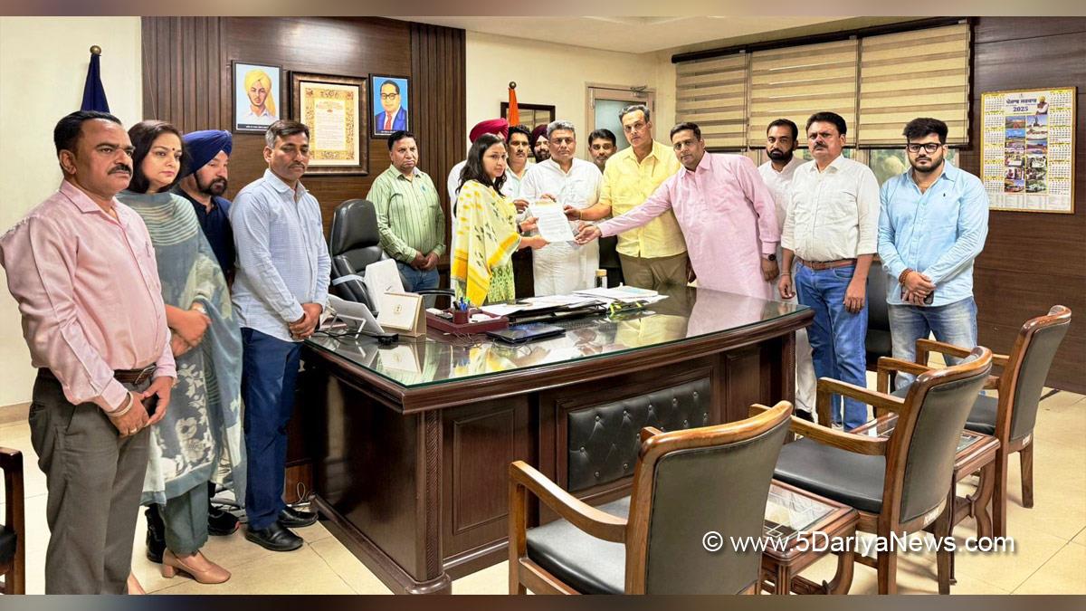 Sanjeev Vashisht, Bharatiya Janata Party, BJP, BJP Punjab, Mohali, Sahibzada Ajit Singh Nagar, Komal Mittal, DC Mohali, Deputy Commissioner Mohali