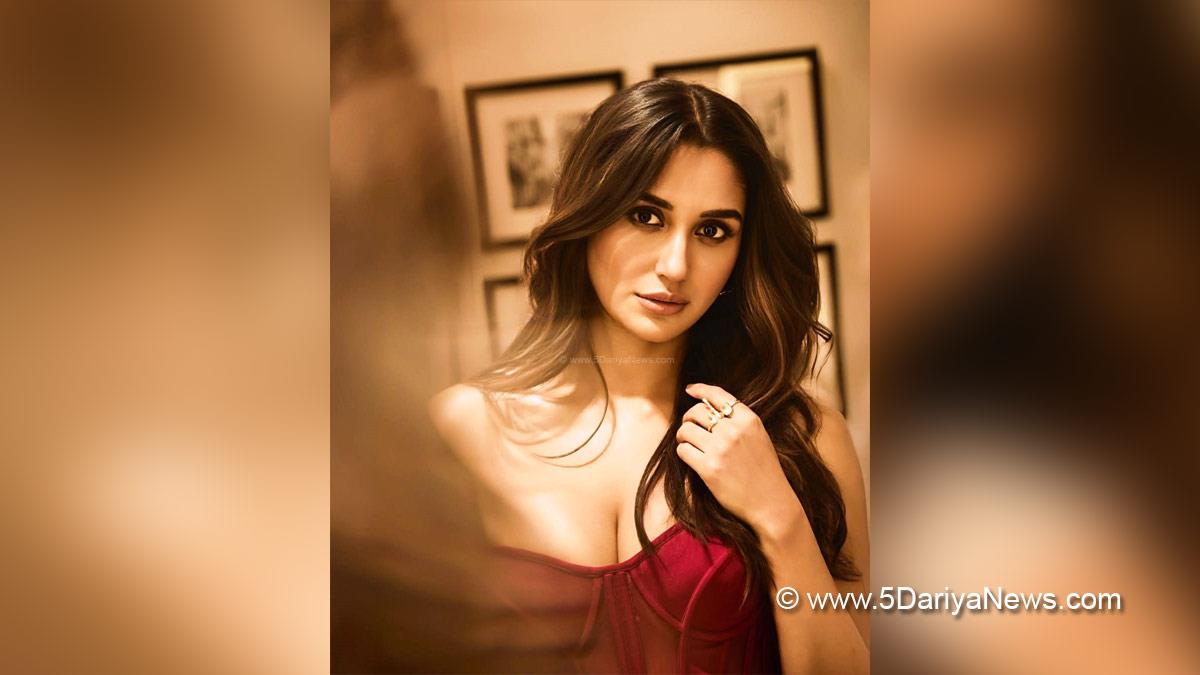 Nikita Dutta, Bollywood, Entertainment, Mumbai, Actress, Cinema, Hindi Films, Movie, Mumbai News, Heroine
