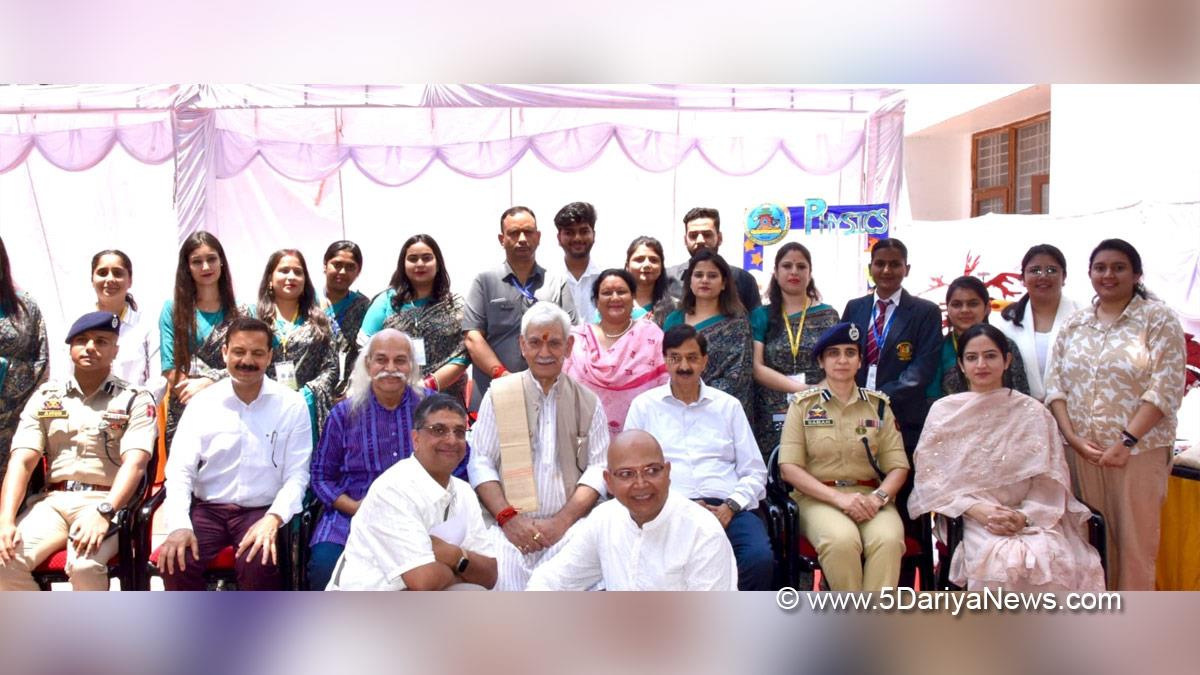 Manoj Sinha, Lieutenant Governor JK, Raj Bhavan, Jammu, Srinagar, Kashmir, Jammu And Kashmir, Physics Bharat Yatra, Indian Association Of Physics Teachers, IAPT, National Anveshika Network Of India, NANI, Saloni Rai, Udhampur, DDC Udhampur, District Development Commissioner Udhampur