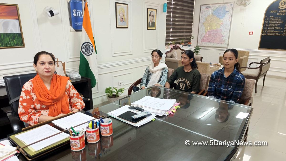 Amarpreet Kaur Sandhu, DC Fazilka, Fazilka, Deputy Commissioner Fazilka