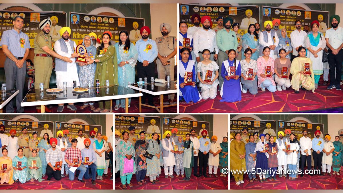 Harbhajan Singh ETO, AAP, Aam Aadmi Party, Aam Aadmi Party Punjab, AAP Punjab, Government of Punjab, Punjab Government, Sakshi Sawhney, DC Amritsar, Amritsar, Deputy Commissioner Amritsar